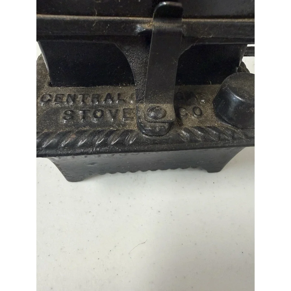 Antique Central Oil & Gas Stove Co Daisy Cast Iron Lamp Stove Heater - PARTS